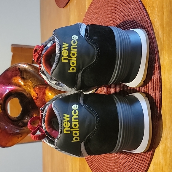 New Balance 574. Size 13 - Picture 5 of 11